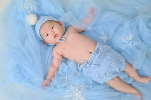 中国香港孕妇上厕所肚子疼